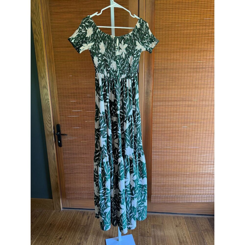 Baltic Born Becca Smocked Maxi Dress Green Ivory Floral Size Small - Picture 3 of 6